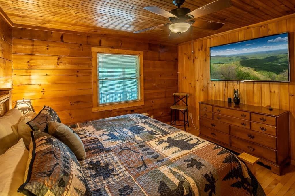 Cozy 'Grey Fox' Cabin Between Boone & Blowing Rock Εξωτερικό φωτογραφία