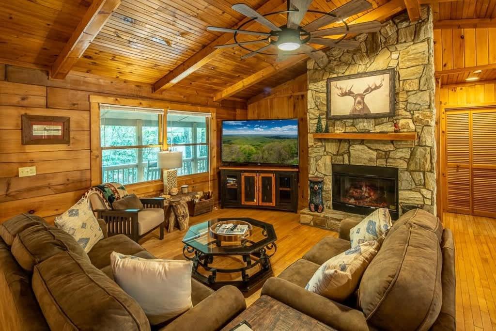 Cozy 'Grey Fox' Cabin Between Boone & Blowing Rock Εξωτερικό φωτογραφία