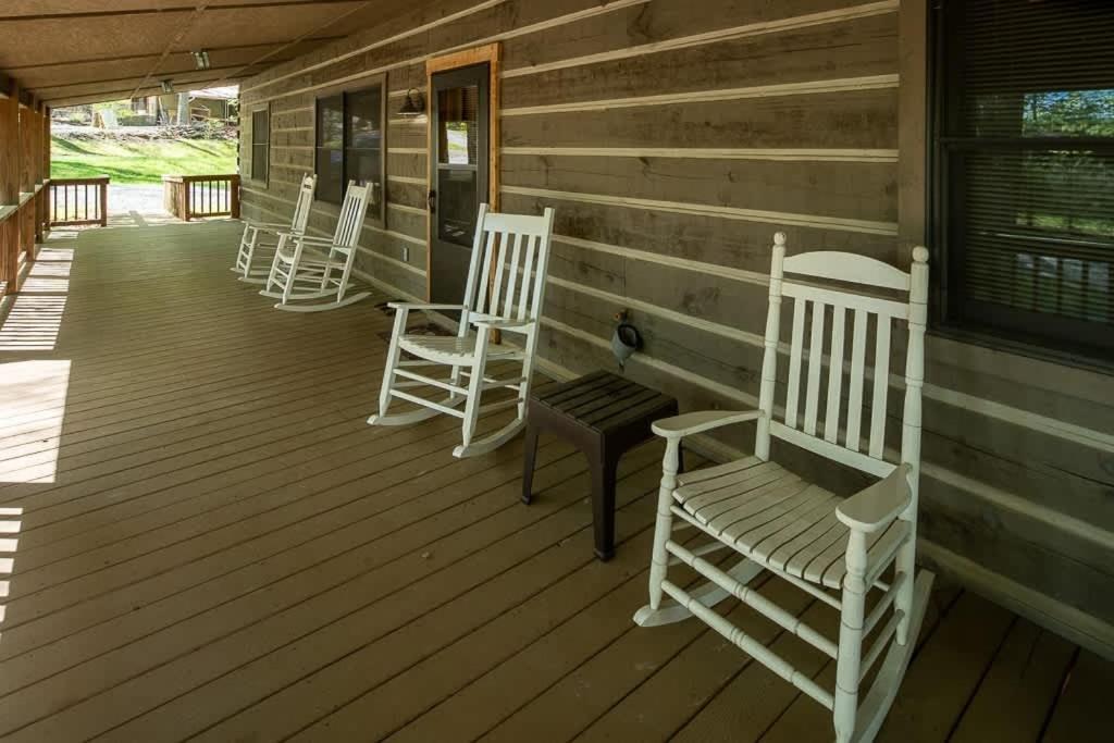 Cozy 'Grey Fox' Cabin Between Boone & Blowing Rock Εξωτερικό φωτογραφία